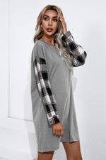 Load image into Gallery viewer, Plaid Sleeve Contrast T-Shirt Dress
