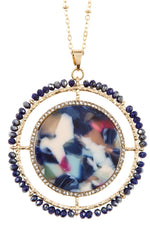 Load image into Gallery viewer, Faceted bead acetate circle pendant necklace set
