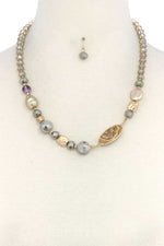 Load image into Gallery viewer, Oval Stone Beaded Necklace
