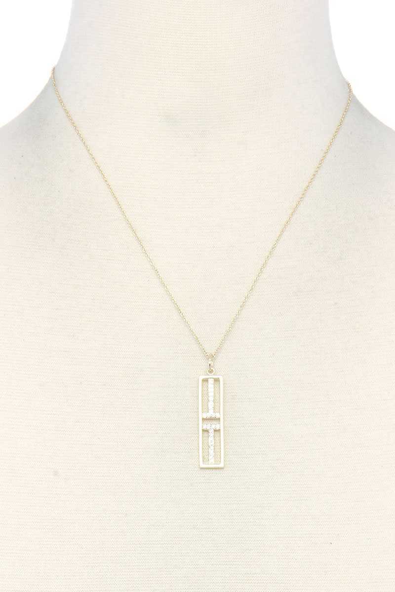 Metal Rectangular Shape Pendant Necklace