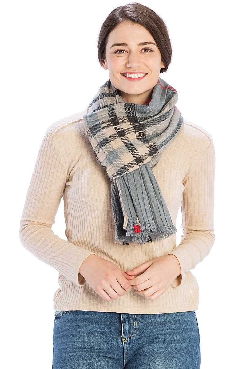 Pleated Plaid Pattern Scarf