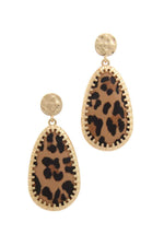 Load image into Gallery viewer, Animal Pattern Teardrop Shape Post Drop Earring
