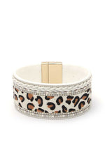 Load image into Gallery viewer, Animal Print Magnetic Bracelet
