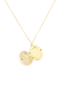 Oval Shape Locket Metal Necklace