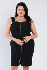 Load image into Gallery viewer, Plus Size  Front Zip Dress
