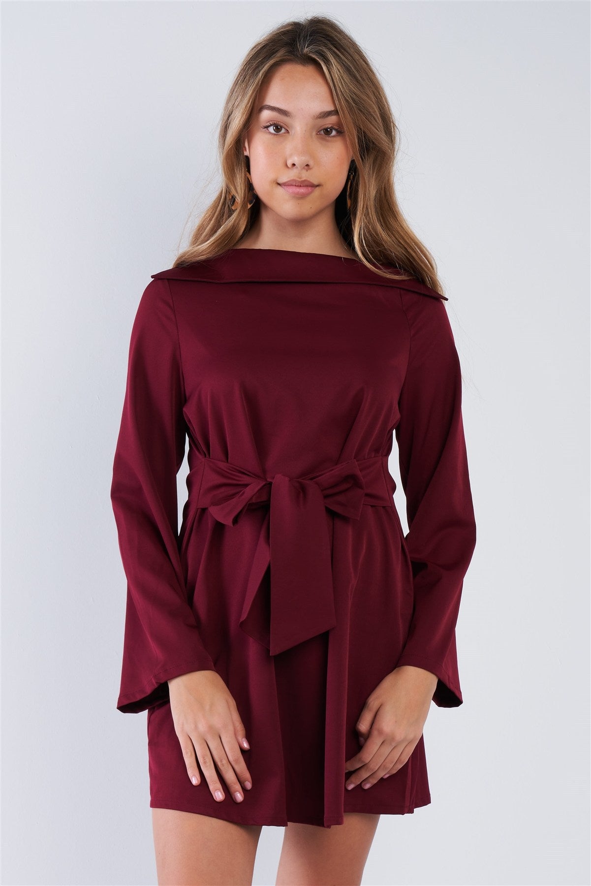 Straight Neck Solid Front-tie Dress