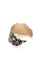 Load image into Gallery viewer, Leaf Cut Out Pattern Cuff Bracelet
