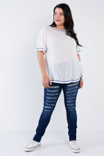 Load image into Gallery viewer, Plus Size Embroidered Hem Short Sleeve Top
