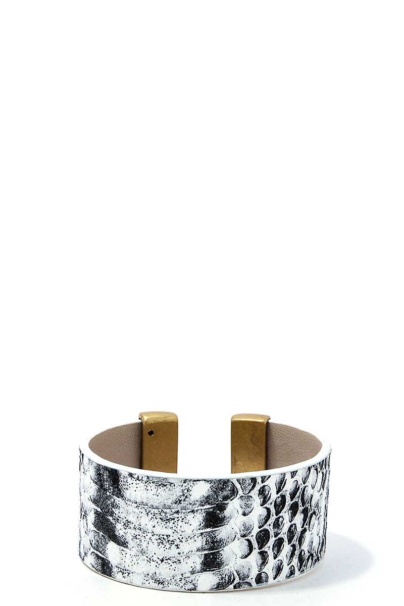 Chic Leopard Fur Fashion Bangle