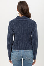 Load image into Gallery viewer, Mini Velvet Chenille Crop Sweater
