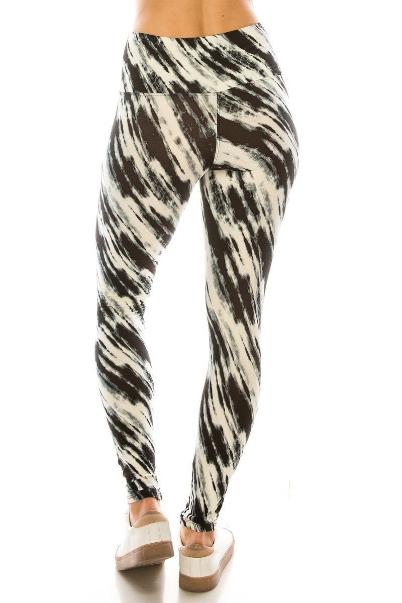 Yoga Style Banded Lined Multi Print Knit Legging