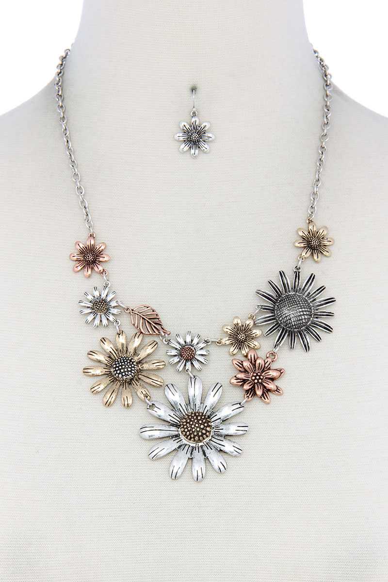 Multi Color Flower Necklace