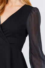 Load image into Gallery viewer, Puff Sleeve V-neck Peplum Top
