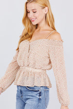 Load image into Gallery viewer, Off Shoulder Heart Neck Top
