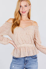 Load image into Gallery viewer, Off Shoulder Heart Neck Top
