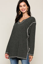 Load image into Gallery viewer, Two-tone Rib Tunic Top With Side Slits
