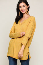 Load image into Gallery viewer, Two-tone Rib Tunic Top With Side Slits
