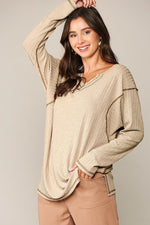 Load image into Gallery viewer, Two-tone Rib Tunic Top With Side Slits
