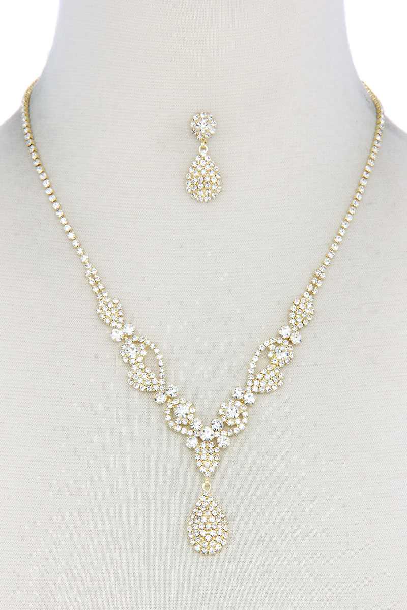 Rhinestone Teardrop Shape Necklace