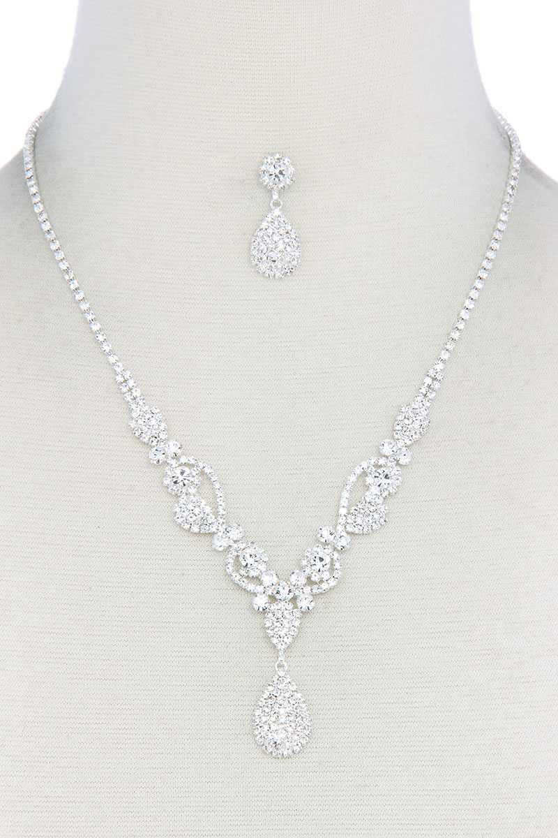 Rhinestone Teardrop Shape Necklace