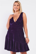 Load image into Gallery viewer, Plus Size Purple Velvet Sleeveless Deep Plunge V-neck Swing Bottom Dress
