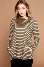 Load image into Gallery viewer, Striped Loose-fit Knit Sweater
