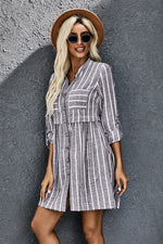 Load image into Gallery viewer, Contrast Striped Buttoned Shirt Dress
